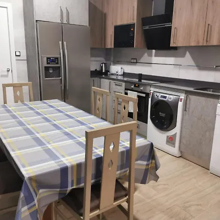 Centro De Baracaldo, Parcela De Garaje Gratis דירה *